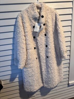 Klesis Long Cream Sherpa Teddy Coat